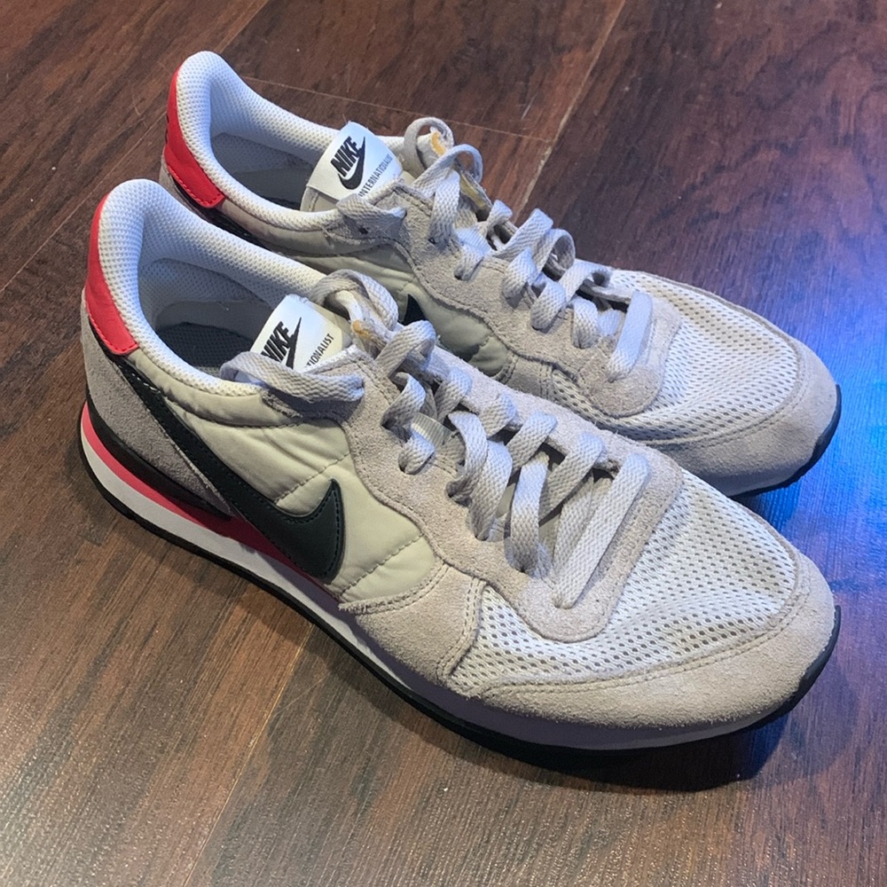 Nike shoes